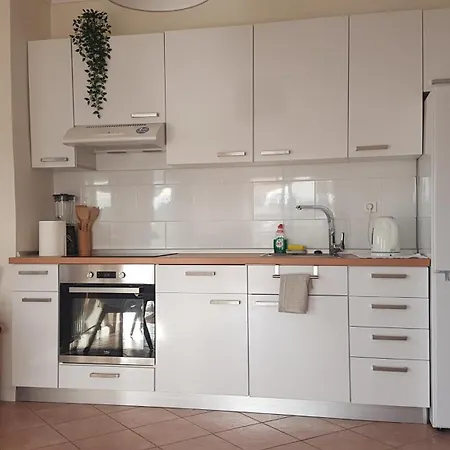 Ina's Cozy Peraia (Thessaloniki)