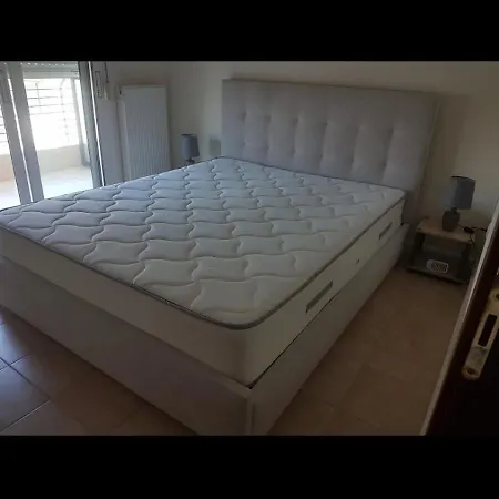 Ina's Cozy Peraía
